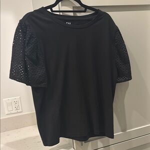 Black Gap eyelet sleeve woman’s shirt